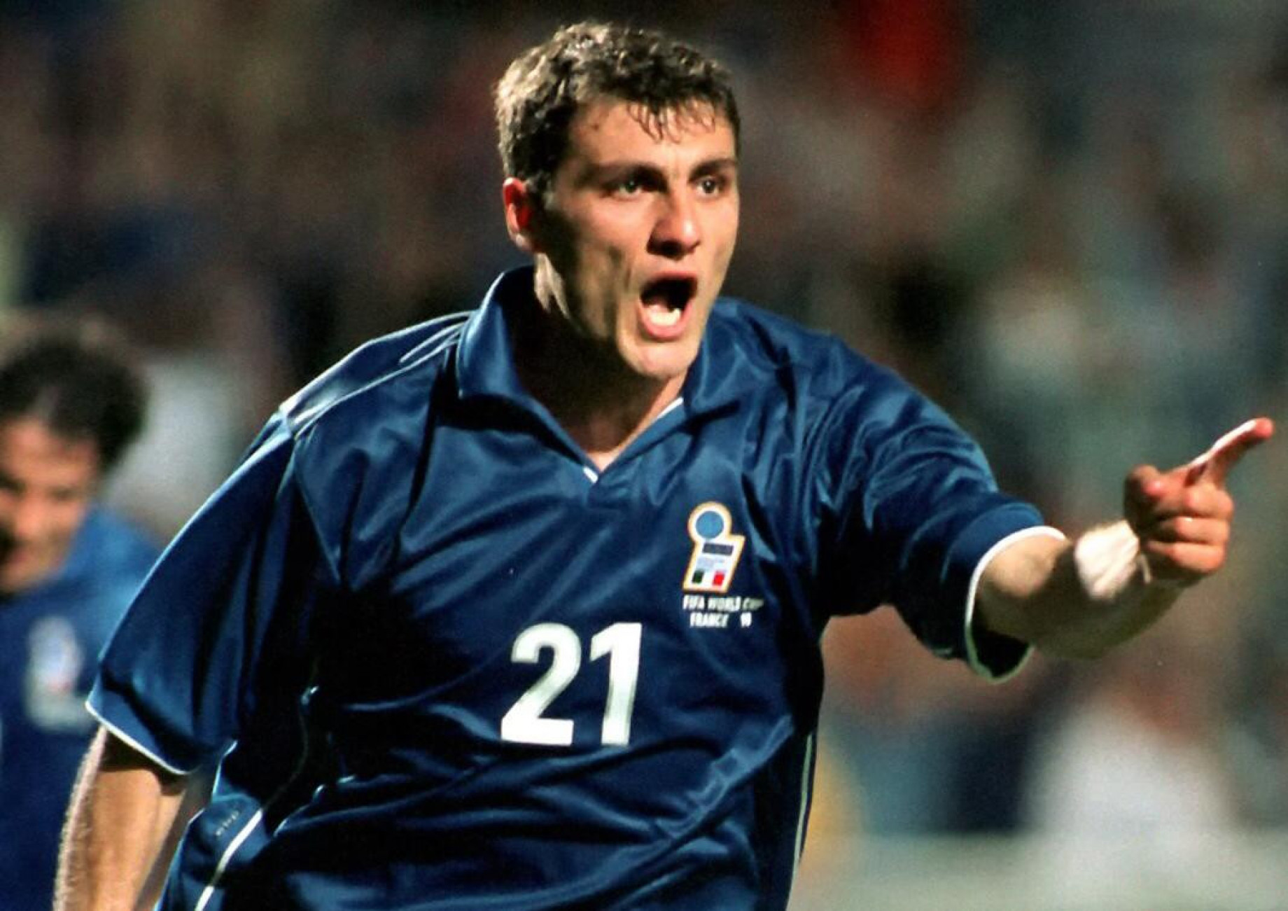 Christian Vieri Italia IMAGE.jpg