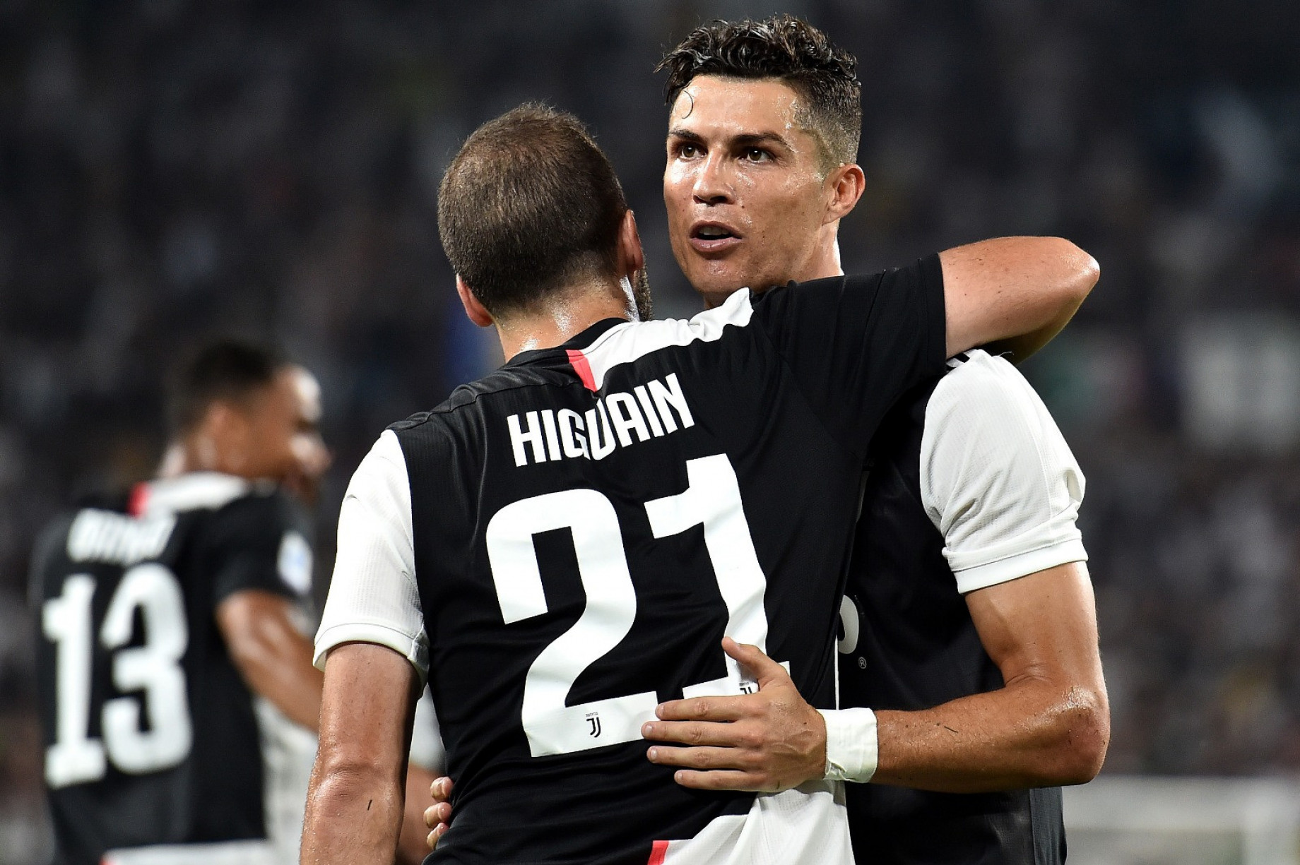 Cristiano_Ronaldo_Higuain_IMAGE