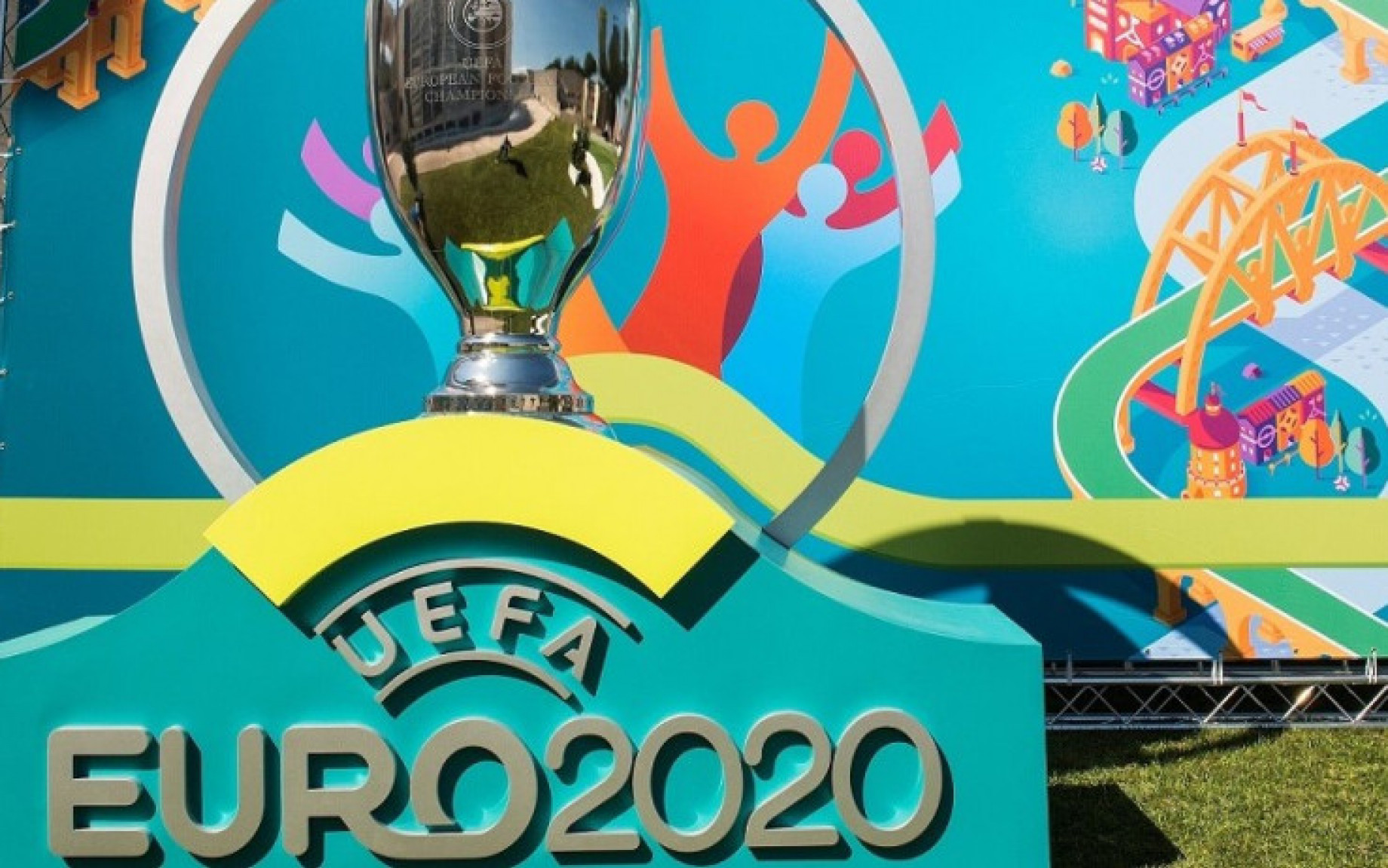 uefa euro 2020 copertina IMAGE.jpg