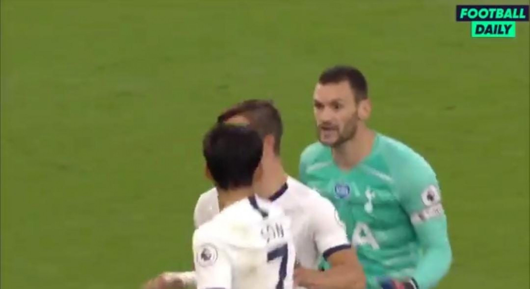 son lloris rissa SCREEN 2