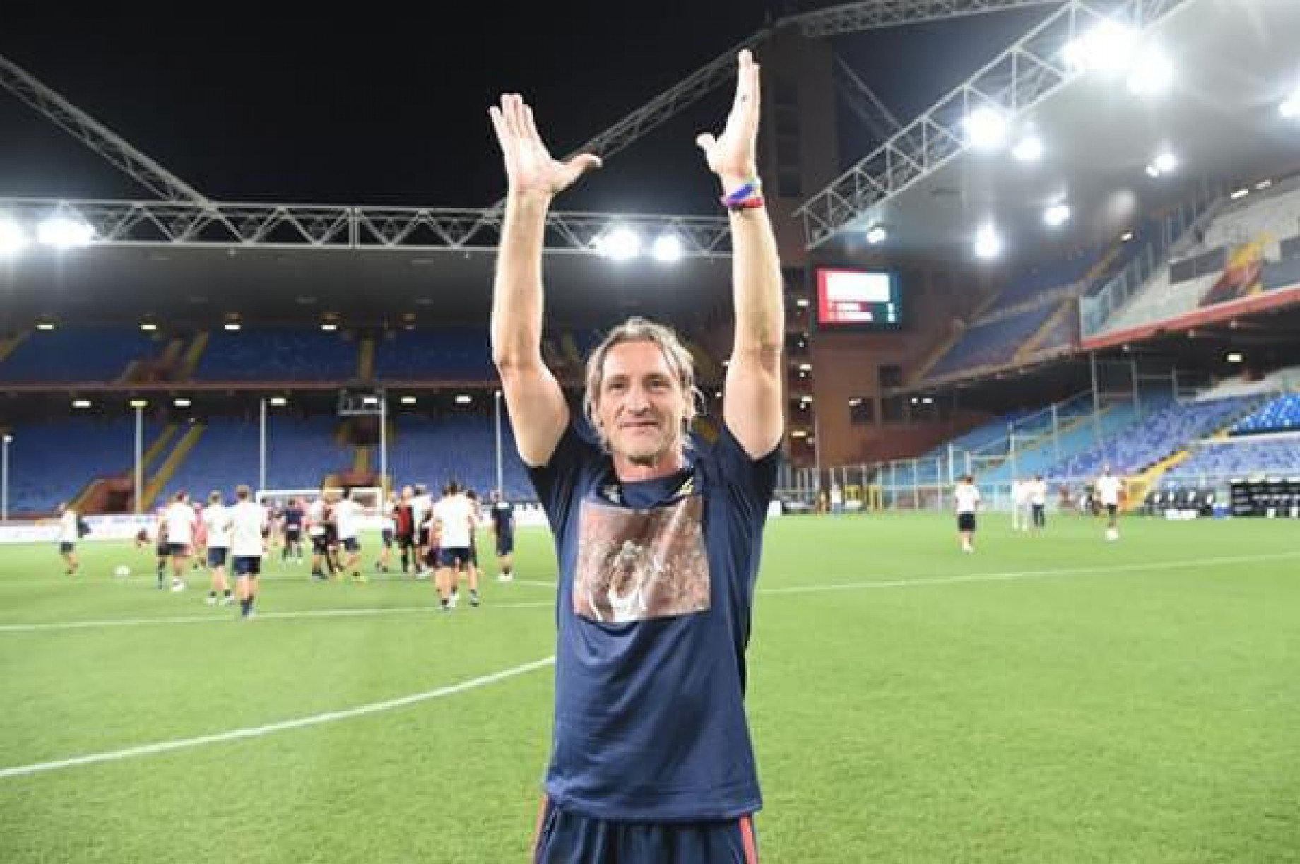 nicola maglia salvezza FOTO GENOA